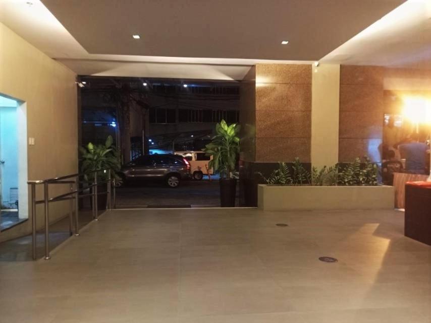 Kl Tower Makati Apartments By Ph Staycation Manila Exterior photo