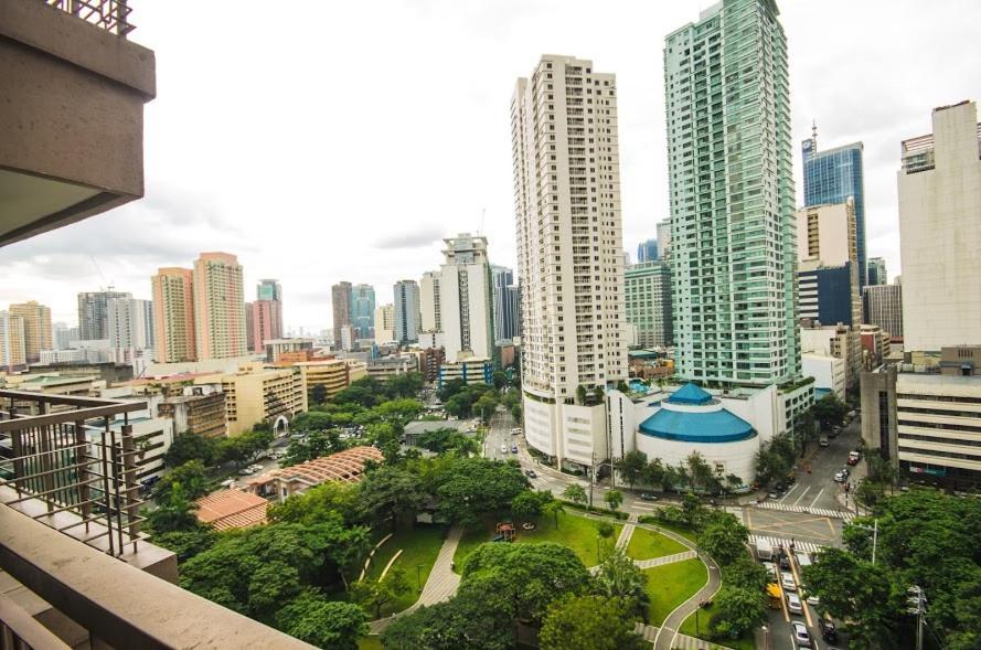 Kl Tower Makati Apartments By Ph Staycation Manila Exterior photo